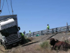 2012-06-camion-vuelca-en-torrejoncillo