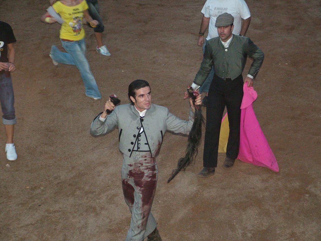www.torrejoncillotodonoticias.com_emilio_de_justo_previo_2010_0057