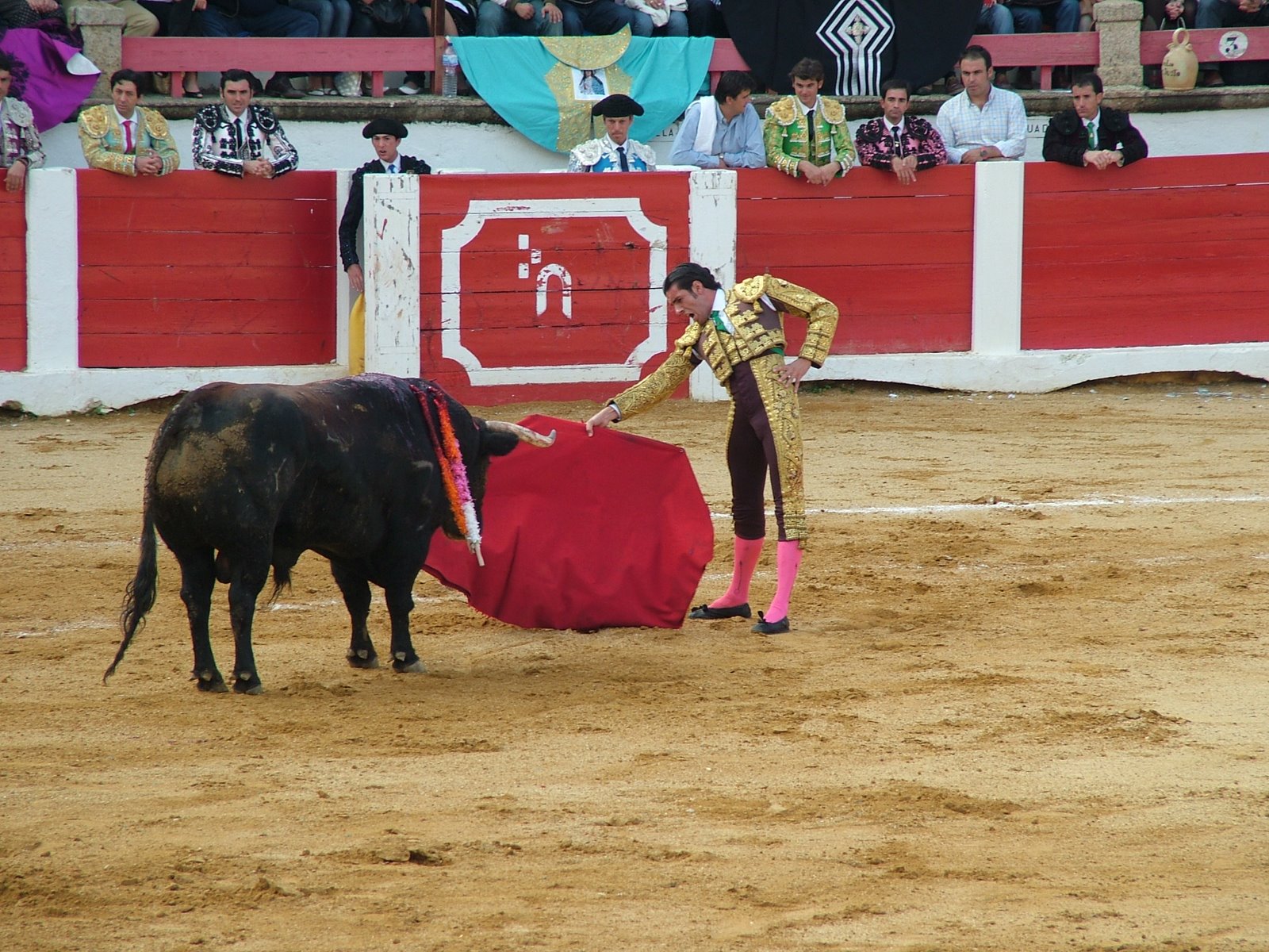www.torrejoncillotodonoticias.com_emilio_de_justo_previo_2010_0067