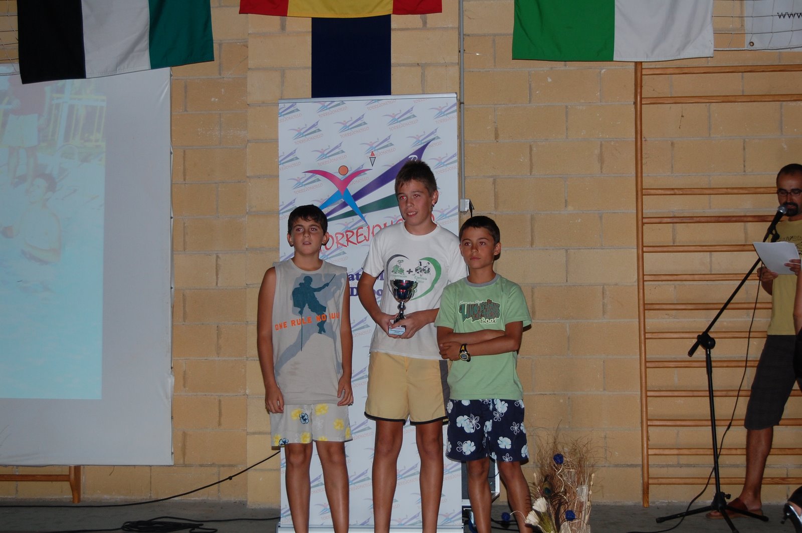 www.torrejoncillotodonoticias.com_i_gala_del_deporte_de_torrejoncillo_-_2009_0021