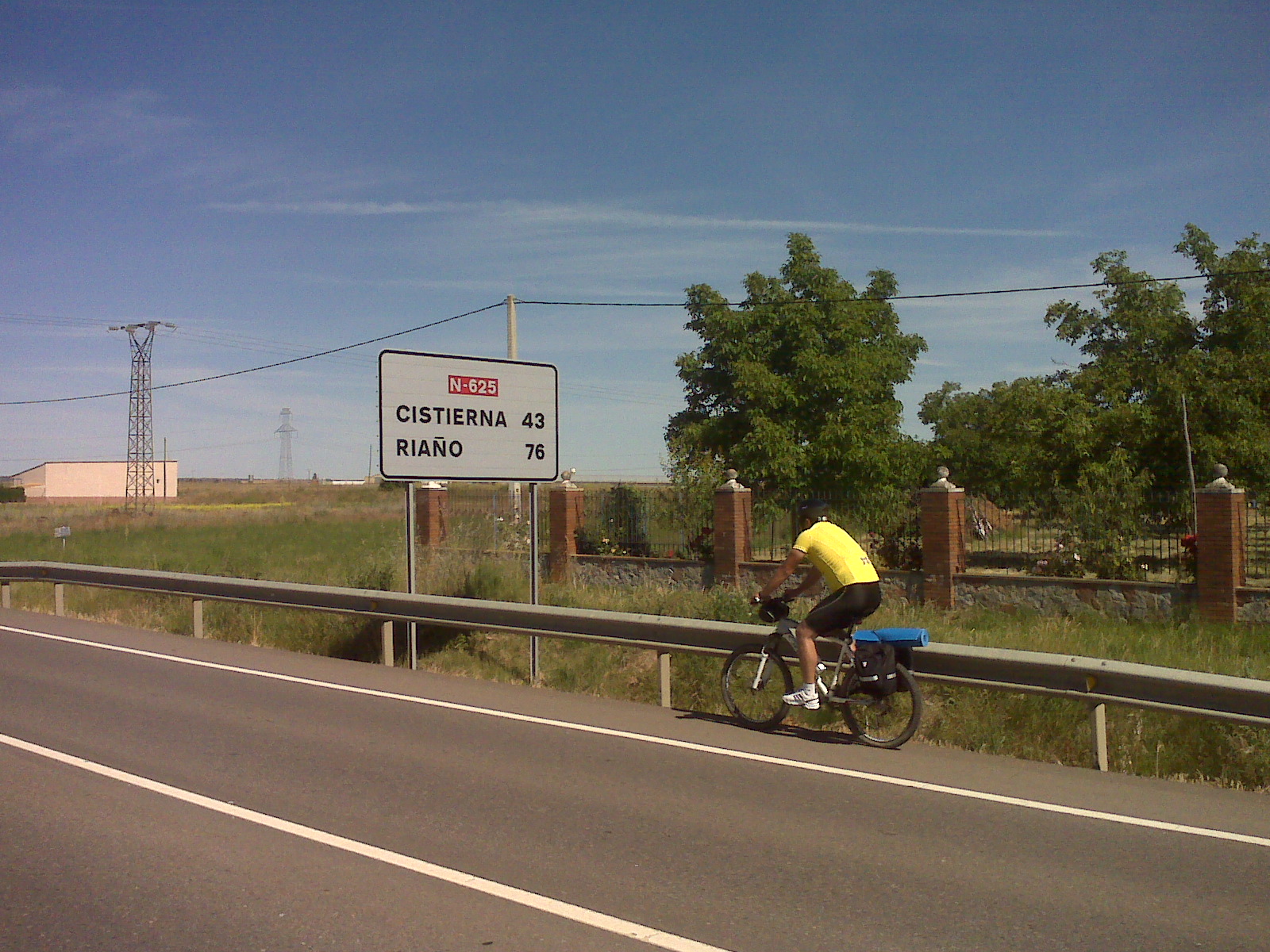 www.torrejoncillotodonoticias.com_torrejoncillo_lagos_de_covadonga_pedroe_y_juanmi_-_2010_0006