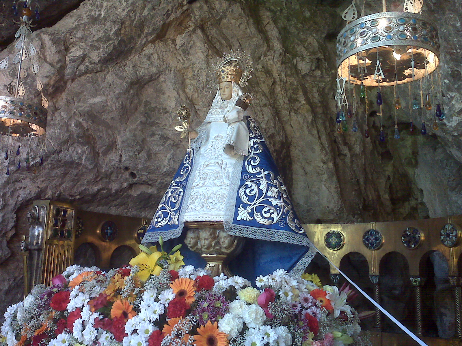 www.torrejoncillotodonoticias.com_torrejoncillo_lagos_de_covadonga_pedroe_y_juanmi_-_2010_0013