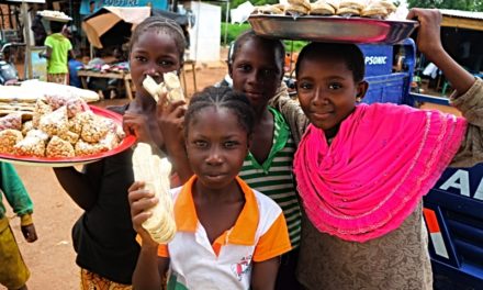 Holguera acoge la exposición fotográfica “África es nombre de mujer”