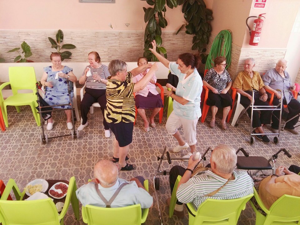 Día de los abuelos en la Residencia Santa Isabel