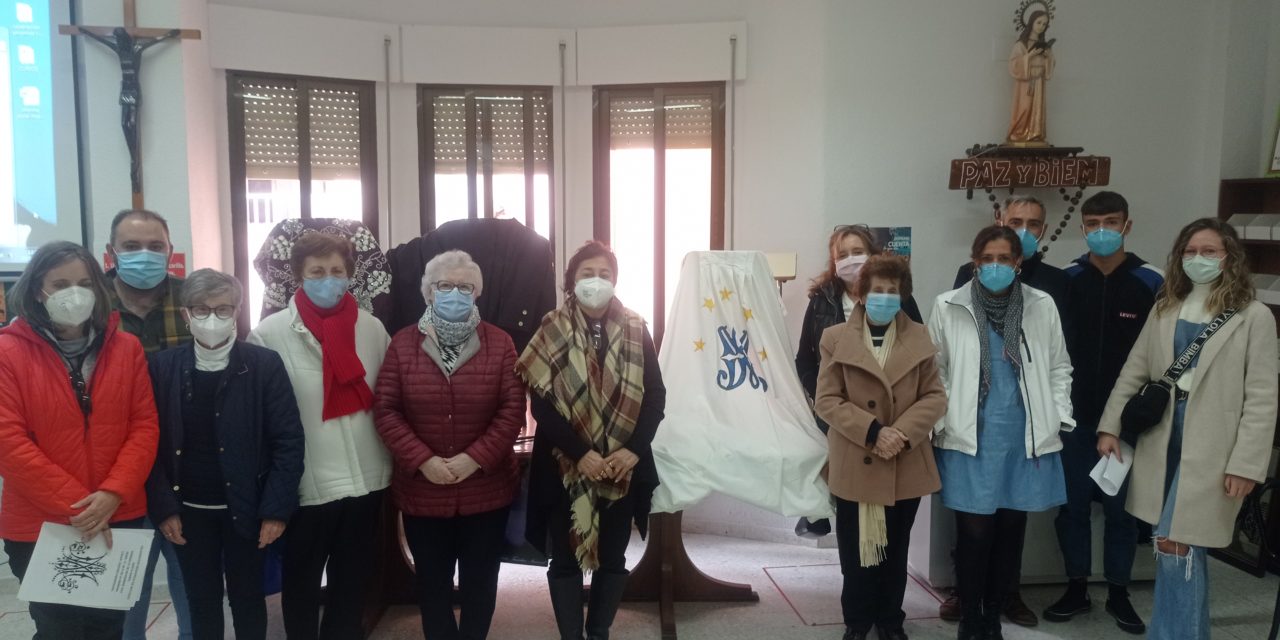 CELEBRACIÓN ESPECIAL CON MOTIVO DE LA ENCAMISA CON LOS MAYORES DE LA RESIDENCIA SANTA ISABEL A TRAVÉS DE LAS NUEVAS TECNOLOGÍAS.