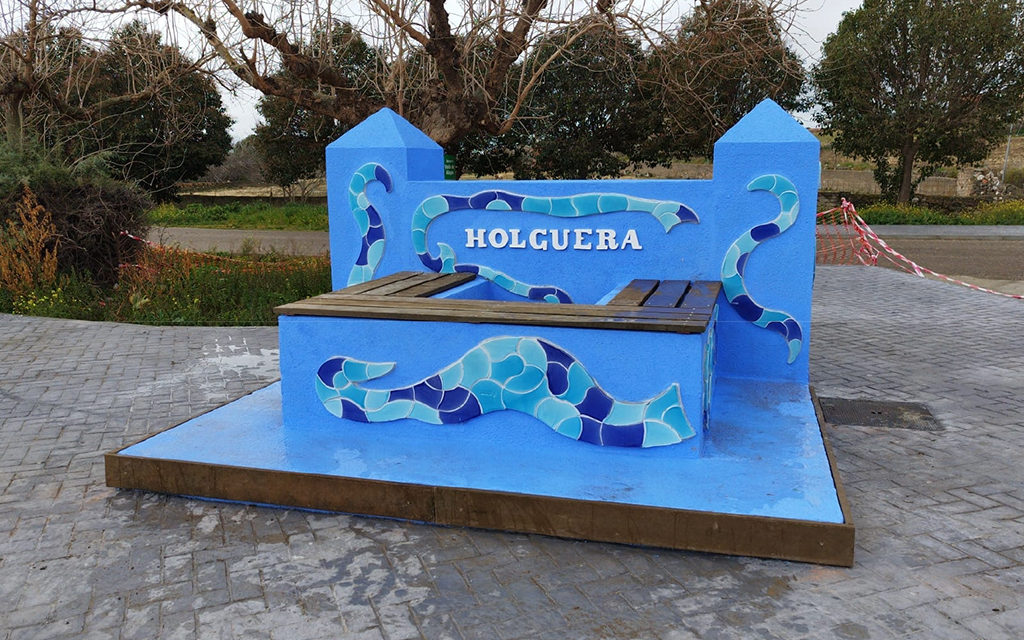 La “Laguna de Holguera” luce nuevos accesos, espacios de ocio, parque infantil, merendero y mejoras para la pesca