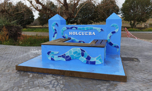 La “Laguna de Holguera” luce nuevos accesos, espacios de ocio, parque infantil, merendero y mejoras para la pesca
