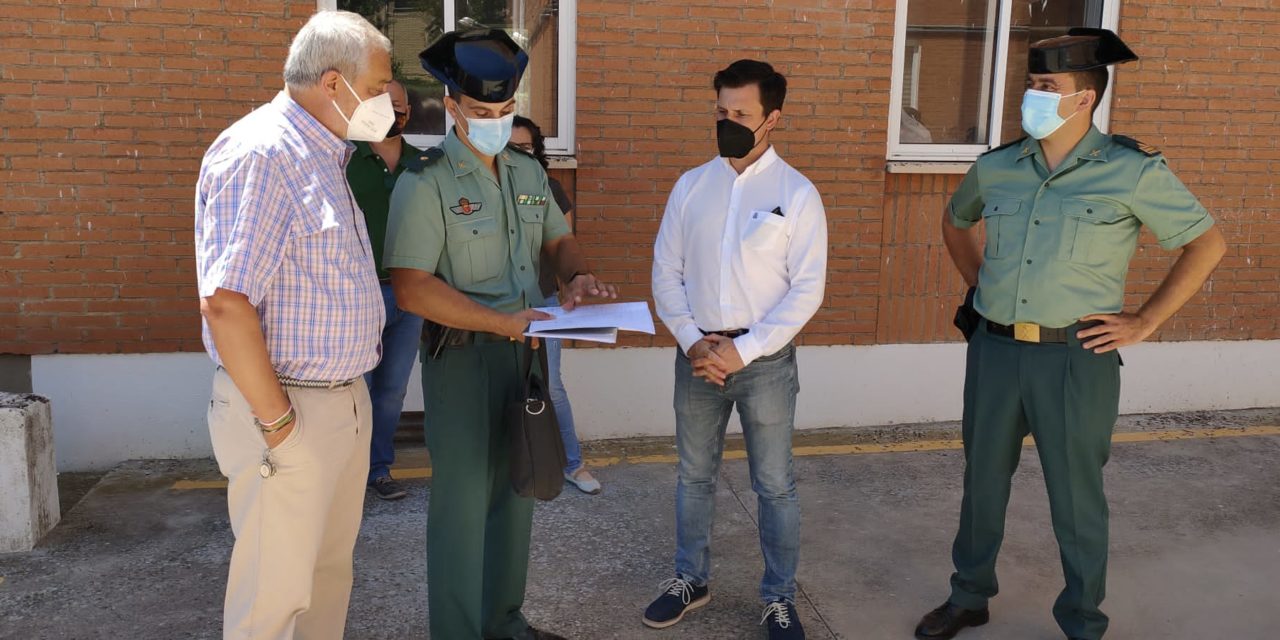 Carlos Carlos visita las obras que la Diputación ha realizado en el acuartelamiento de Coria que van a suponer “una mejora en la atención a la ciudadanía”