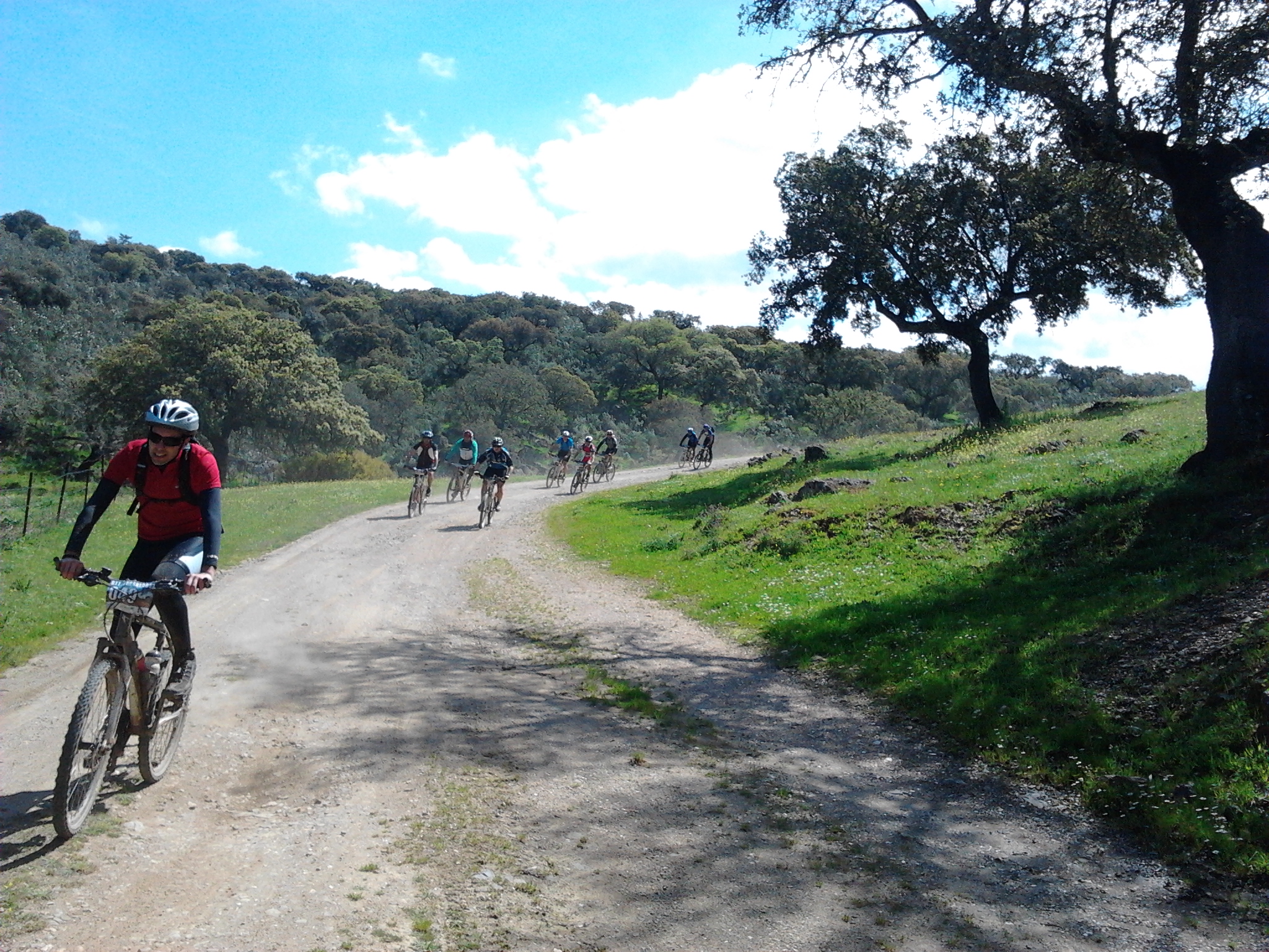 Los locos de dos ruedas disfrutaron en la I BTT Fresnedosa