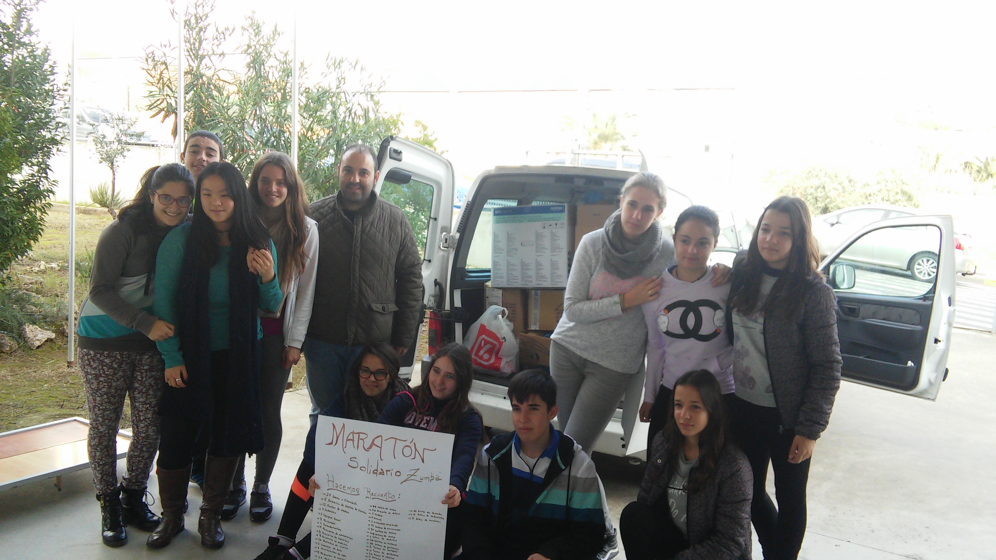 Maratón solidario “ zumba” en el IESO Vía Dalmacia de Torrejoncillo