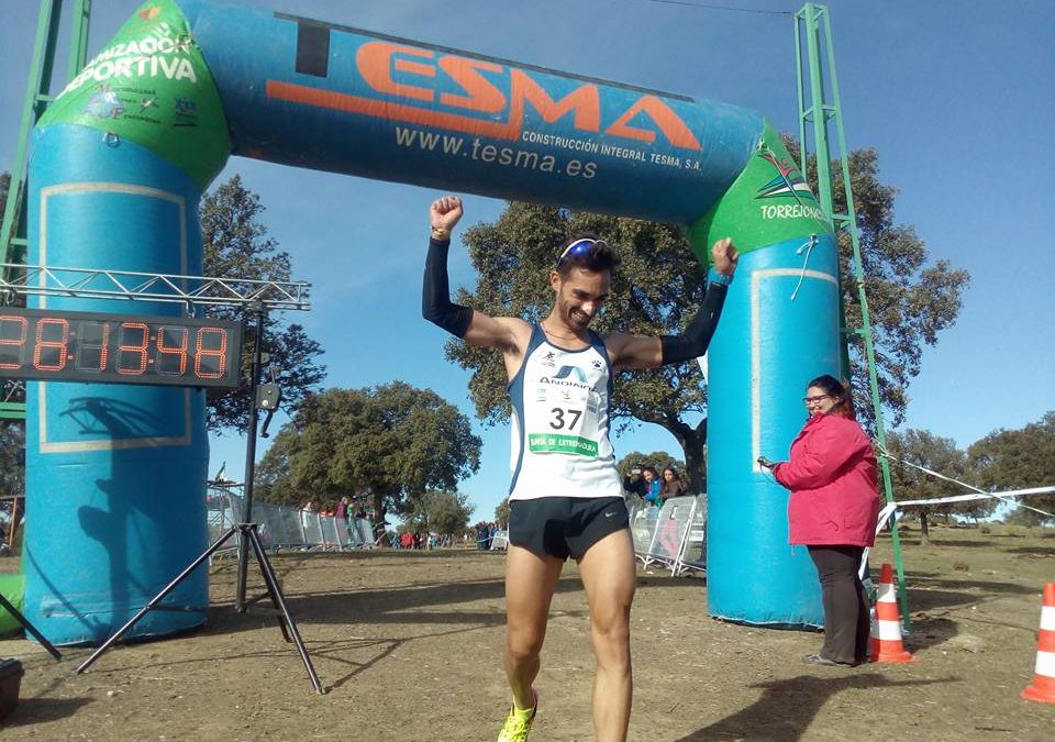 Mario Mirabel gana el XXXIX Cross de La Encamisá