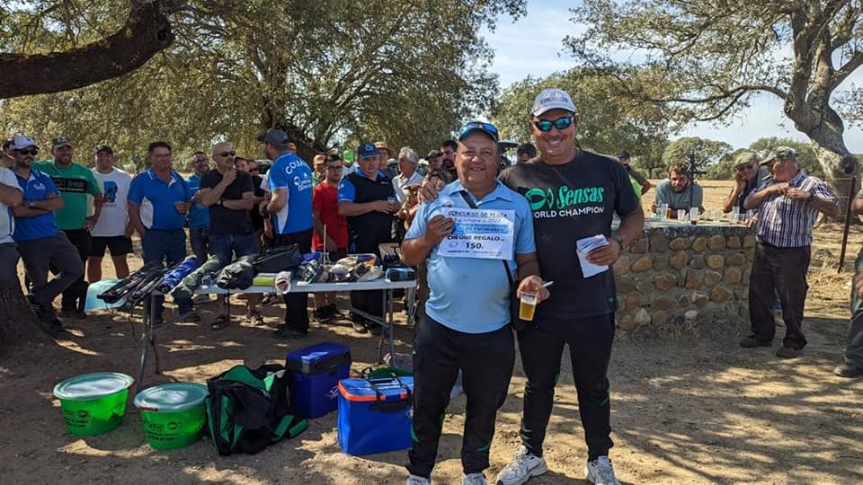 Juan José Galán ganador del último concurso de pesca de la temporada