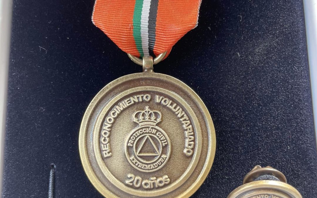 La Junta de Extremadura otorga Medalla de Oro al Ayuntamiento de Torrejoncillo y Medalla de Plata a varios de sus componentes de Protección Civil