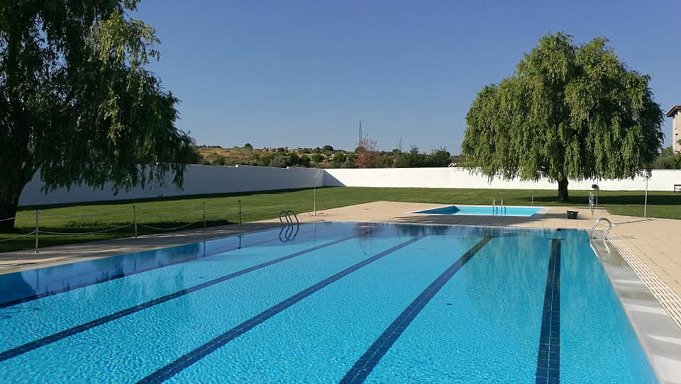 Abierta nueva zona verde en las piscinas municipales de Torrejoncillo