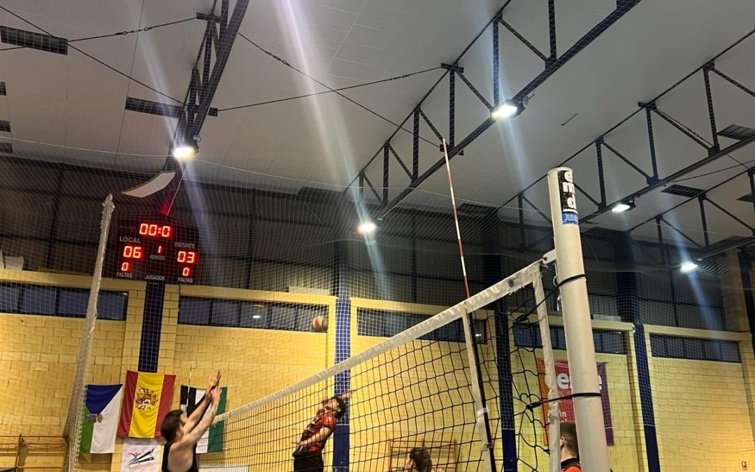 Licenciados reunidos se alzaron con el torneo de vóley de Semana Santa