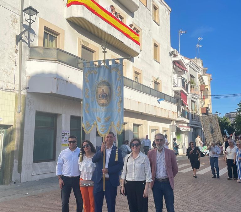Asociación Paladines de la Encamisa procesiona un año más en Coria