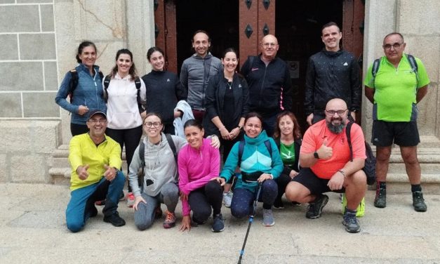 Un año más los torrejoncillanos peregrinan a Serradilla para visitar al Cristo