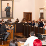 La Diputación aprueba en pleno más de 22 millones de euros para impulsar inversiones, reto demográfico y carreteras en los municipios de la provincia