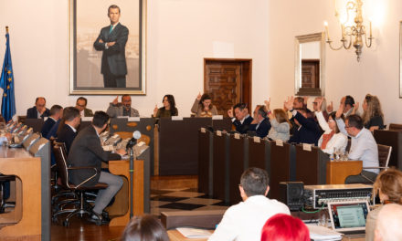 La Diputación aprueba en pleno más de 22 millones de euros para impulsar inversiones, reto demográfico y carreteras en los municipios de la provincia