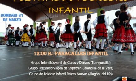 Coros y Danzas infantil y juvenil en la Primavera en la Dehesa