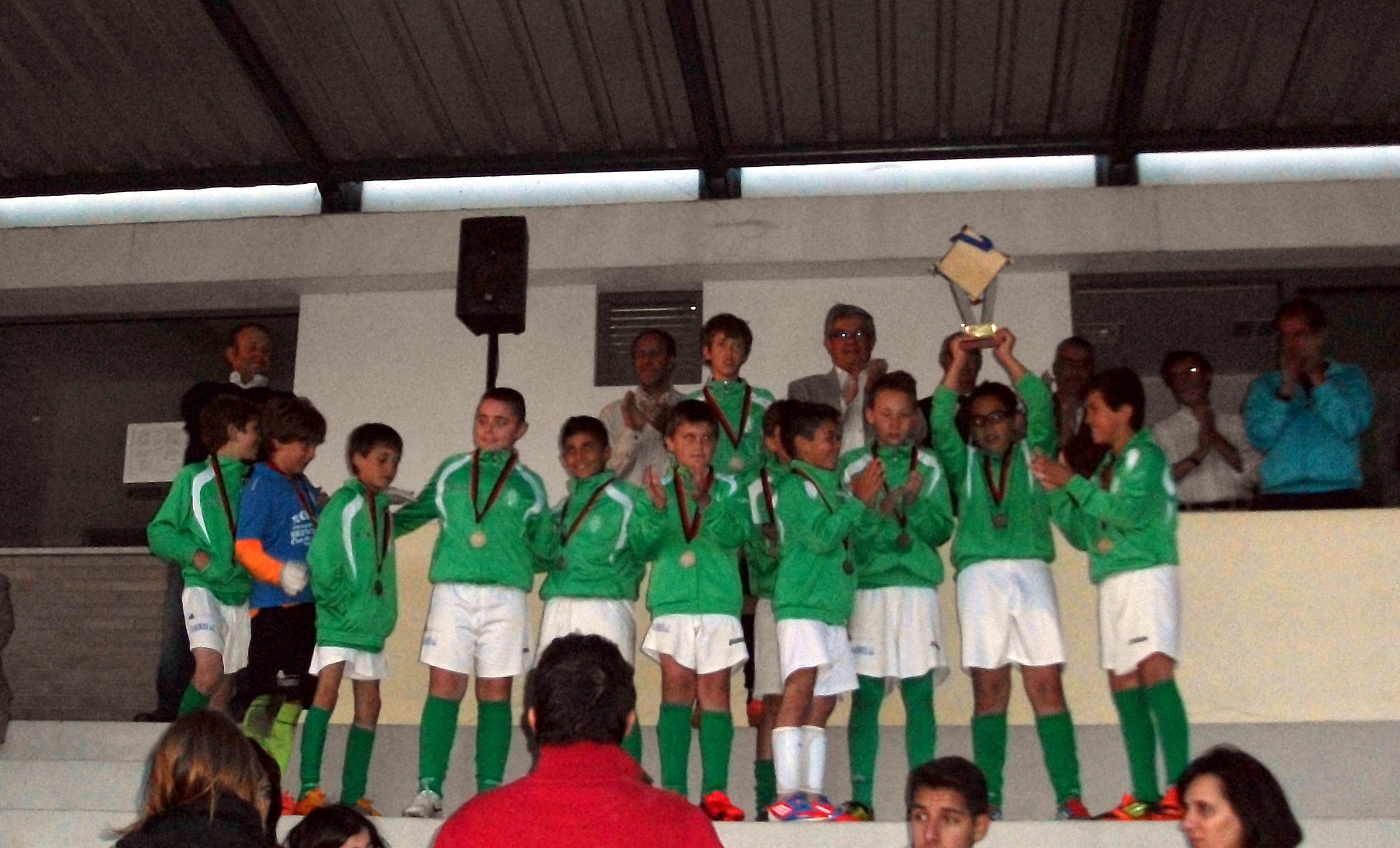 Exitazo de los benjamines de la AD Torrejoncillo, flamantes subcampeones en Portugal