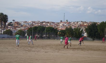 El AD Torrejoncillo vence en casa