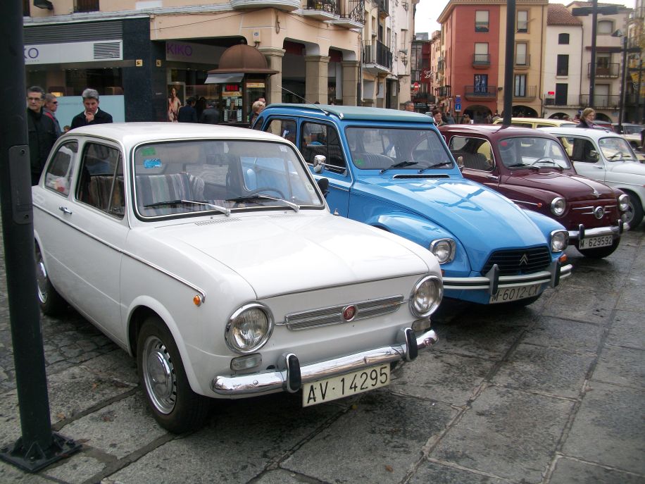 Resurge un club para promover actividades con coches clásicos