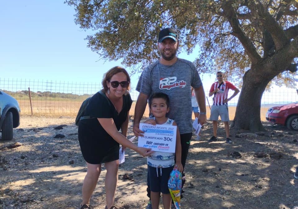 Adrián González ganador del Concurso Infantil de Pesca