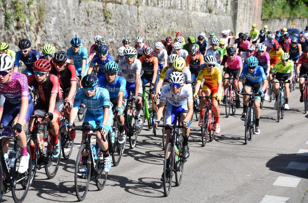 Primer español clasificado  y cuarto en la general