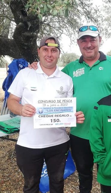 Aitor Serrano ganador del Concurso de convivencia 2022 de la Sociedad de Pescadores Los Encinares
