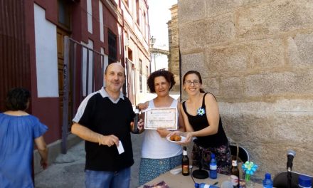 Radio Alfares en directo a pie de calle en el XIV Mercado Rural Artesano de Torrejoncillo