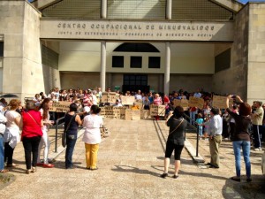 Manifestación de la Plataforma de Apoyo a la permanencia de Aspace en Moraleja - SIERRA DE GATA DIGITAL
