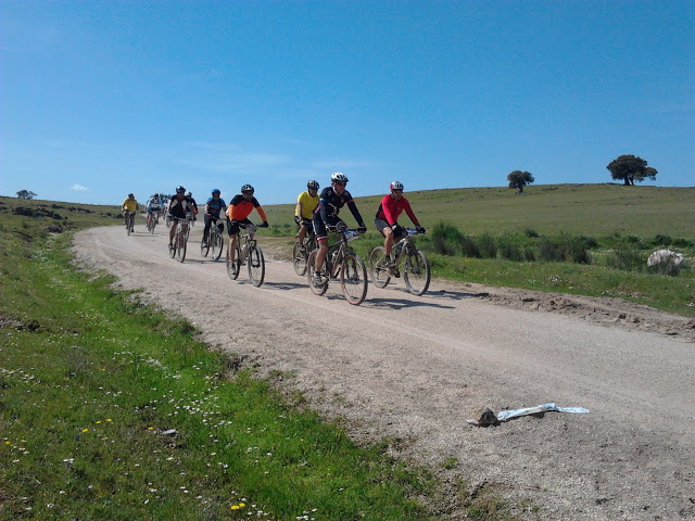 Las XXVI Jornadas Deportivas de Torrejoncillo celebran este sábado su primera ruta BTT