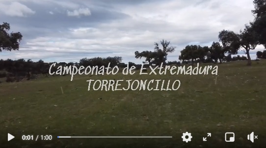 XLIII CROSS DE «LA ENCAMISÁ» CAMPEONATO DE EXTREMADURA DE CAMPO A TRAVÉS