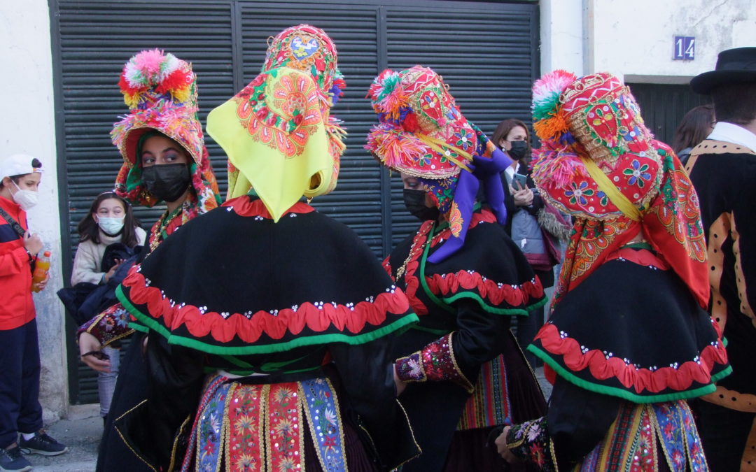 El Festival de Folklore Infantil llenó de luz y color Torrejoncillo (Contiene Galería Fotográfica)