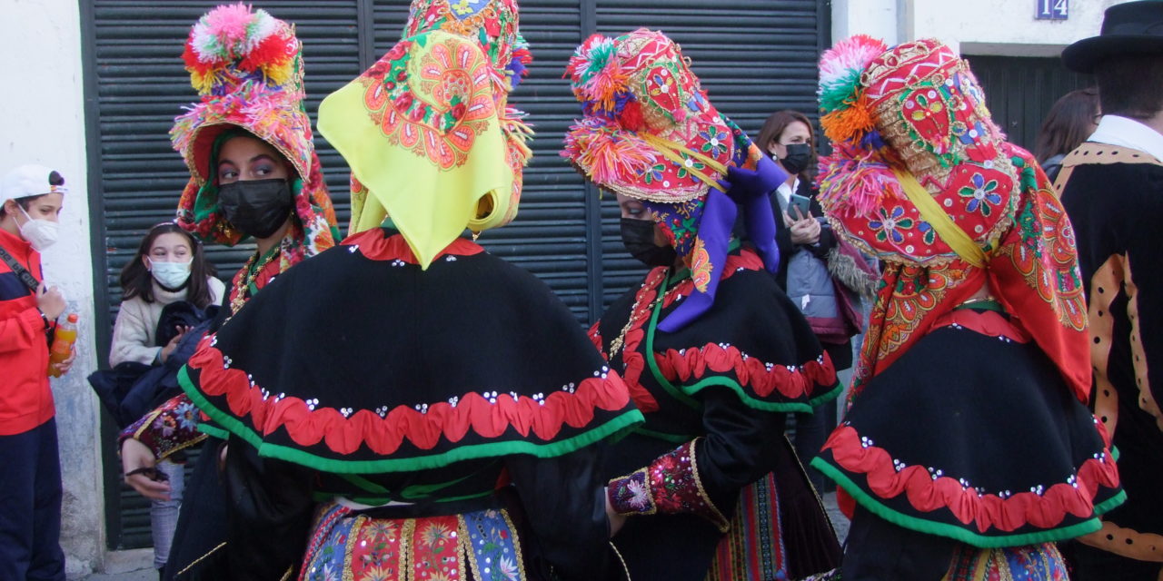 El Festival de Folklore Infantil llenó de luz y color Torrejoncillo (Contiene Galería Fotográfica)