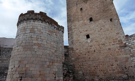 Asociación Amigos del Castillo de Coria. Conferencia sobre el Canónigo Amusco (s. XV)