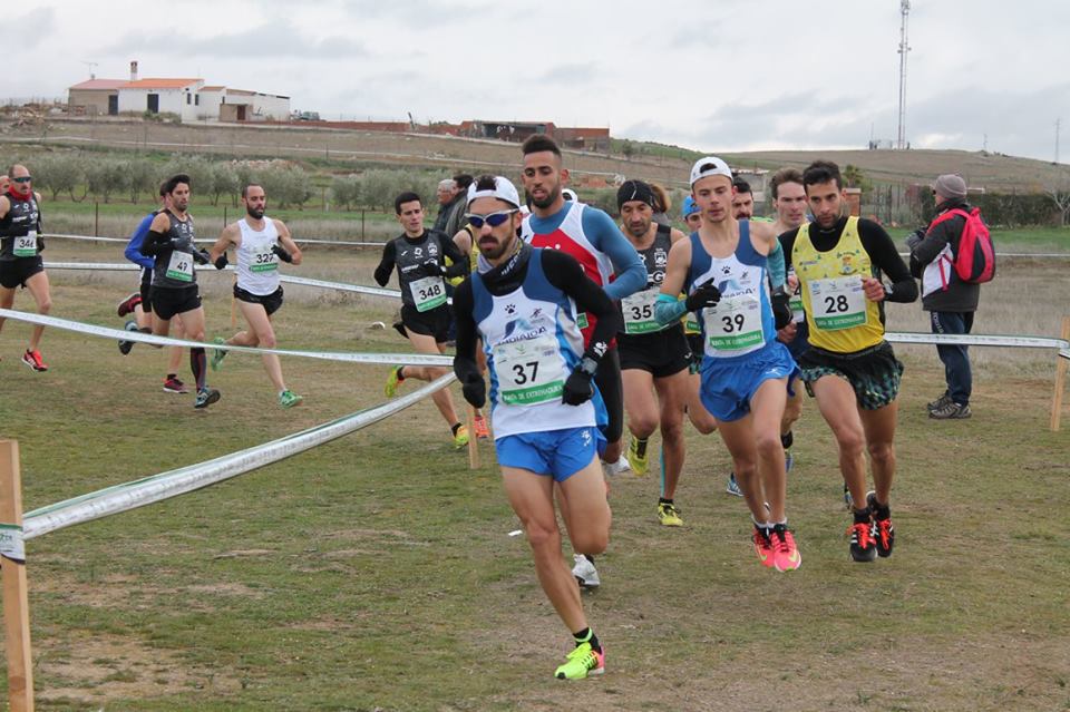 Espectacular el papel del Club Atletismo Andiajoa de Torrejoncillo en el Campeonato de Extremadura de Cross