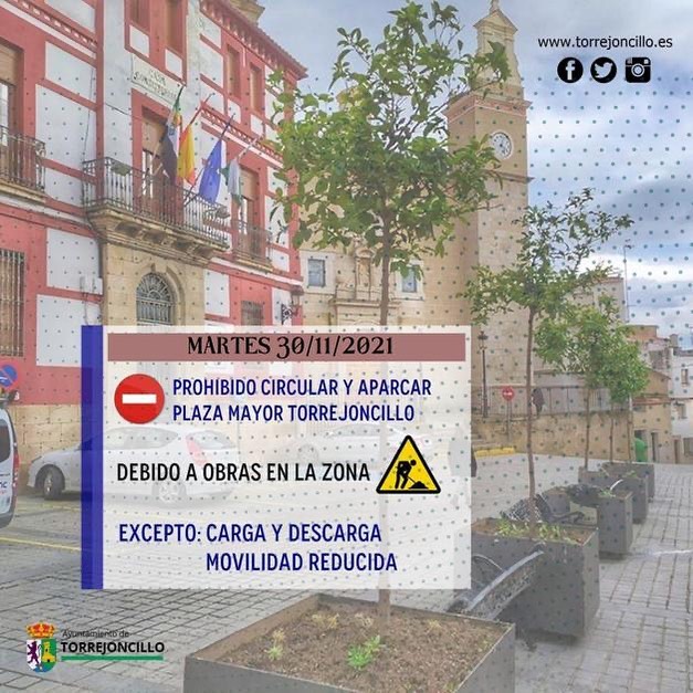 PROHIBIDO CIRCULAR Y APARCAR EN PLAZA MAYOR