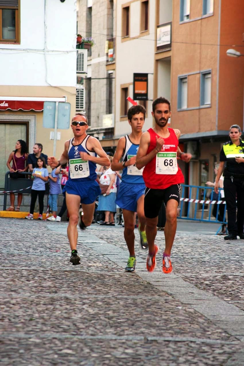 Continúan los éxitos del Club Atletismo Torrejoncillo en las carreras populares