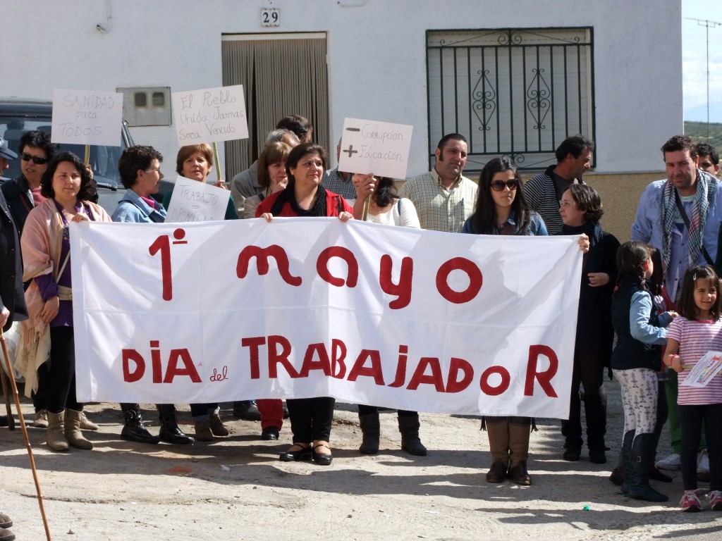 Los manifestantes se reunieron en "La Casa del Pueblo" - ISMAEL DUARTE