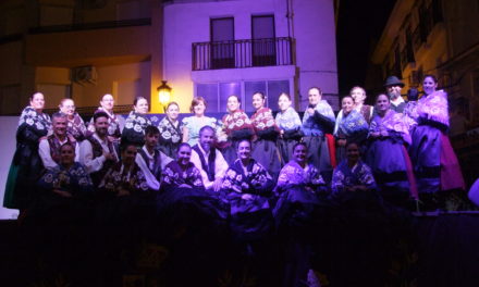 Coros y Danzas de Torrejoncillo sorprendieron con el espectáculo de Danzadores (Contiene Galería)