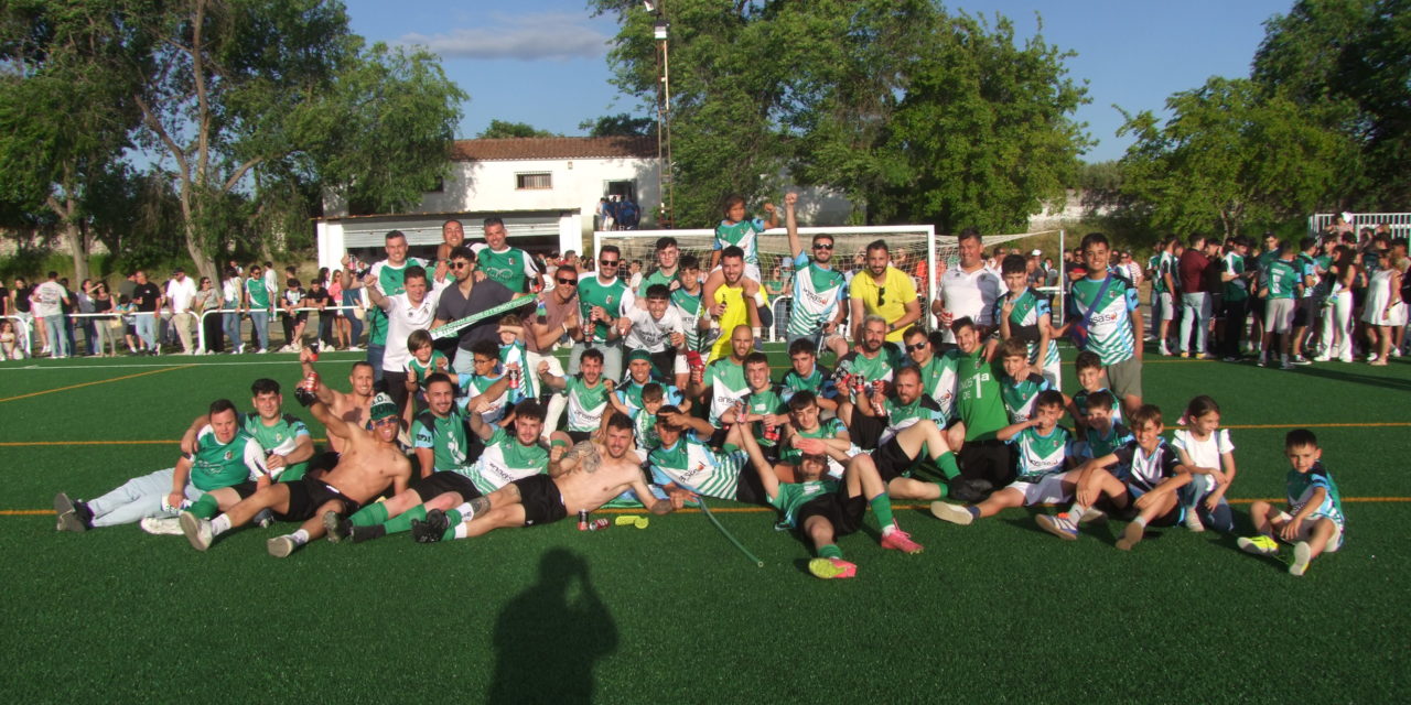 AD Torrejoncillo asciende a Primera Regional (Contiene Galería)