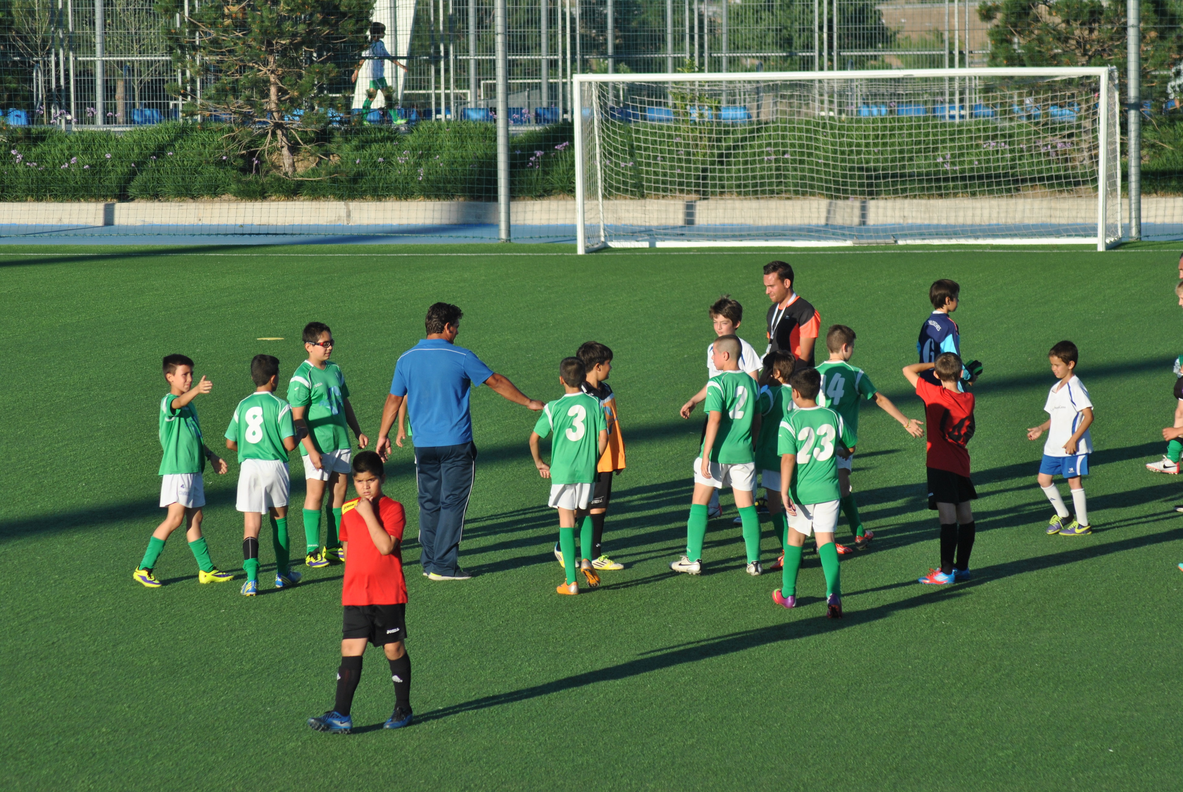 Nuestros benjamines y alevines vivieron una fiesta en Valdebebas