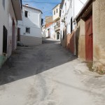 Calle Valdecornejo con el nuevo pavimento