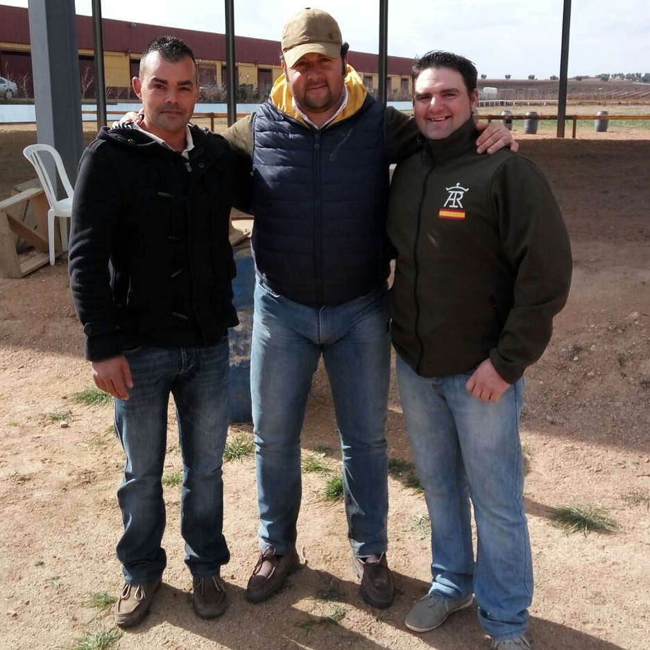 Iván Robledo y Javi Cordero triunfan en Portaje