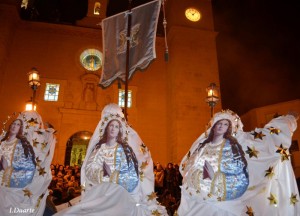 Los orígenes de La Encamisá podrían ser prerromanos, medievales, mitológicos o bélicos