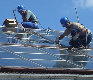 Adesval oferta un curso de instalador de energía solar térmica