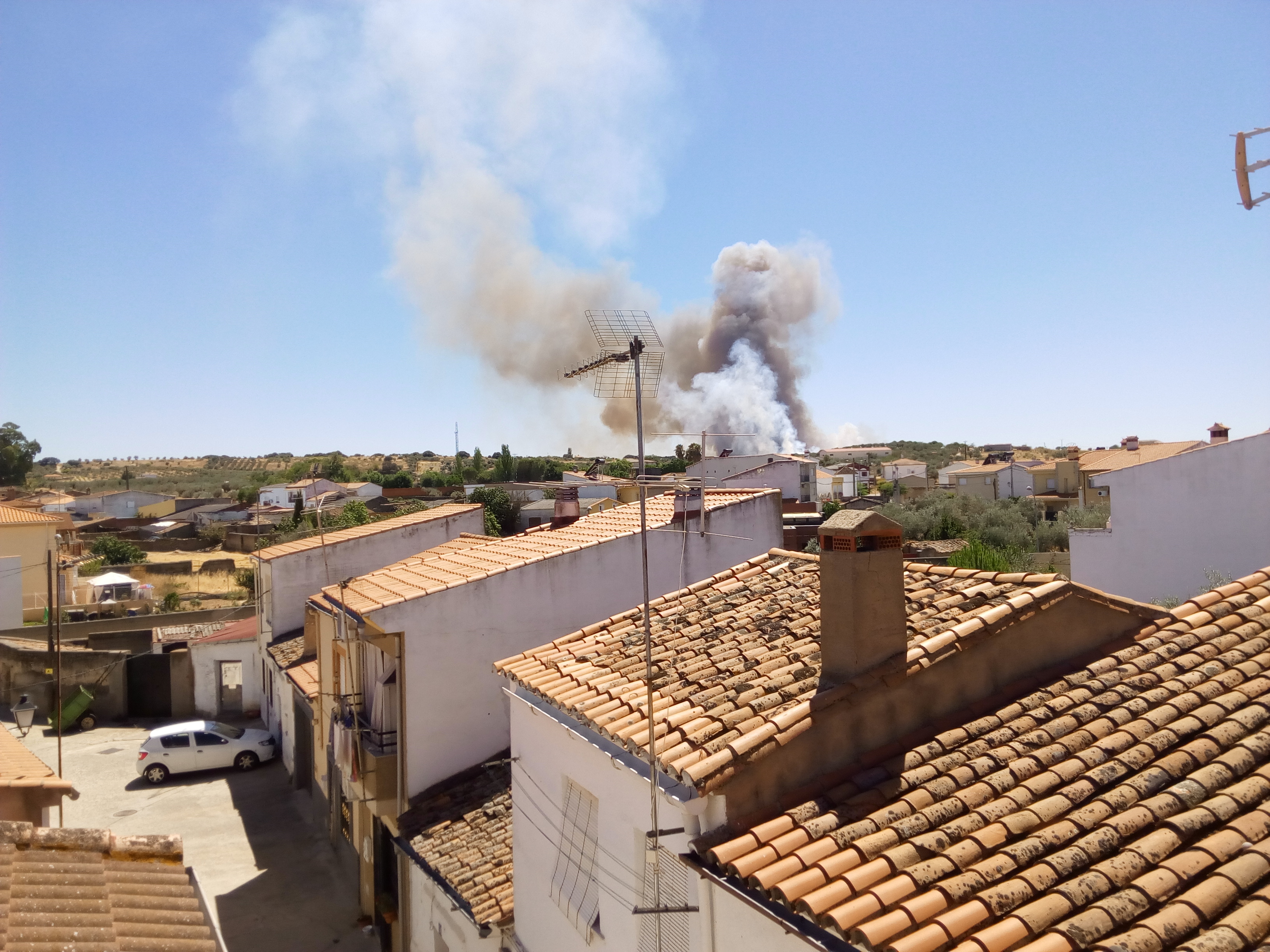 Fuego en Torrejoncillo