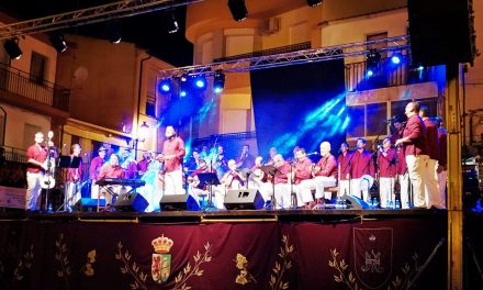 Furriones conquista al público torrejoncillano